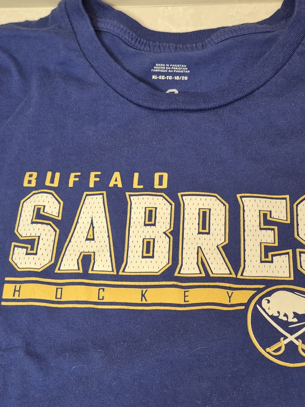 Buffalo Sabres T Shirt Youth XL 18/20